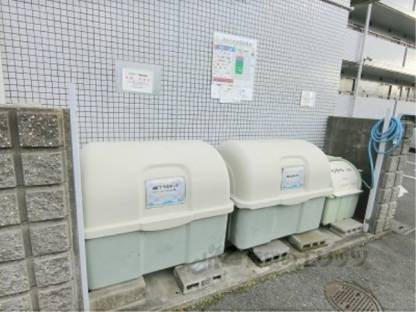 ゴミ置き場