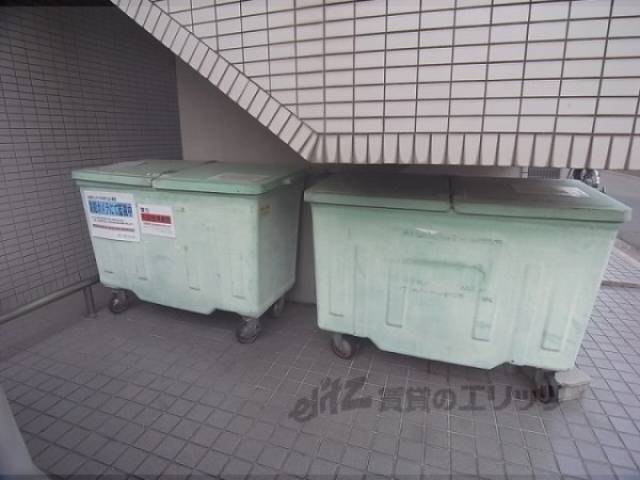 ゴミ置き場