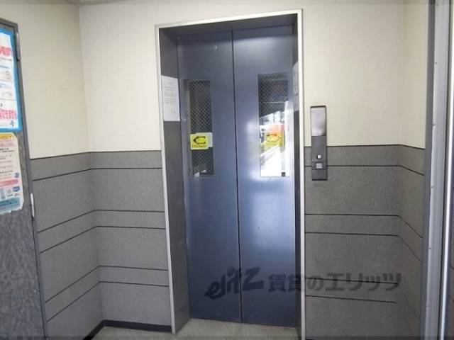 エレベーター