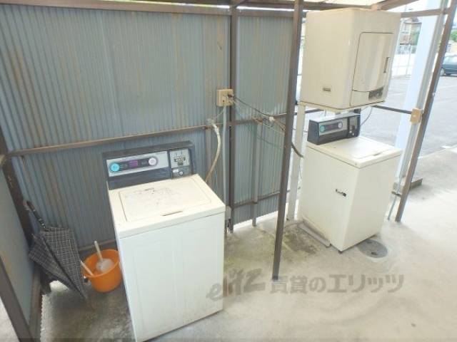 コインランドリー