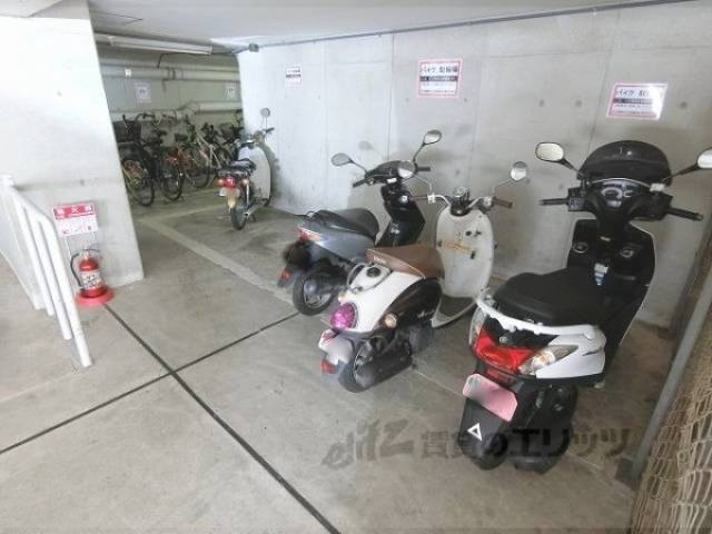 駐輪場