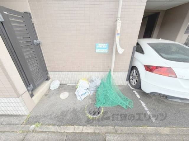 ゴミ置き場