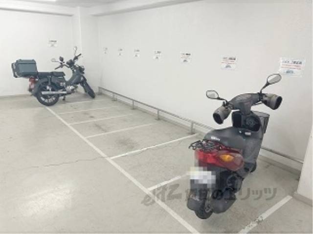 バイク置き場