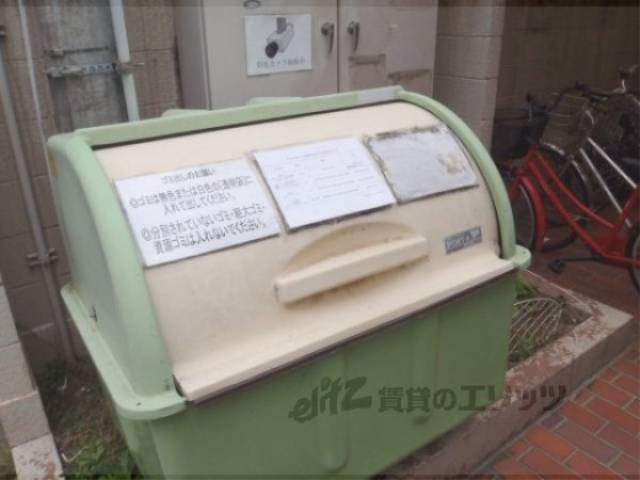 ゴミ置き場