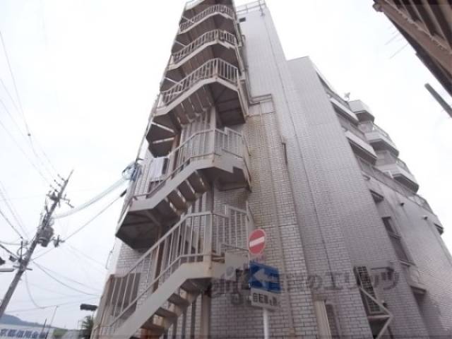 階段　住居