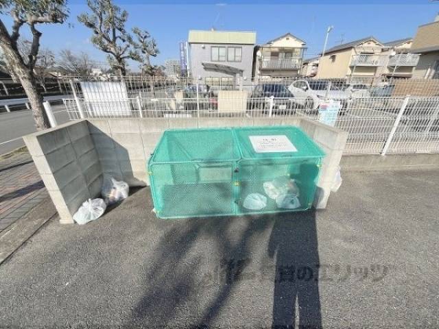 ゴミ置き場