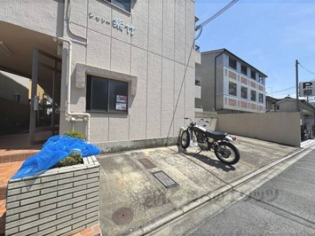 バイク置き場
