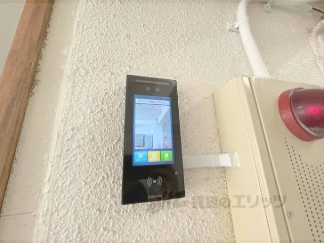 トレーニングルーム　顔認証オートロック