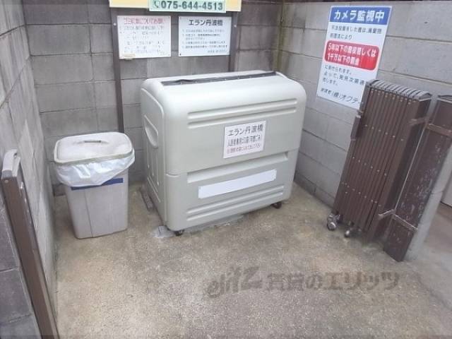 ゴミ捨て場