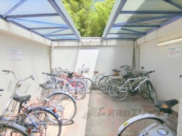 駐輪場