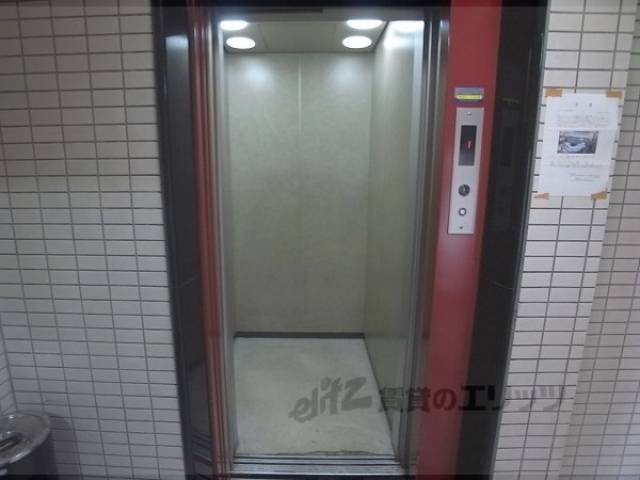 エレベーター