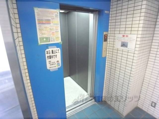 エレベーター