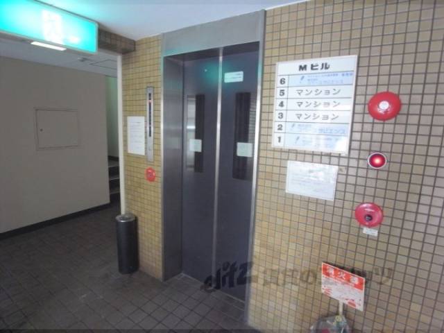 エレベーター