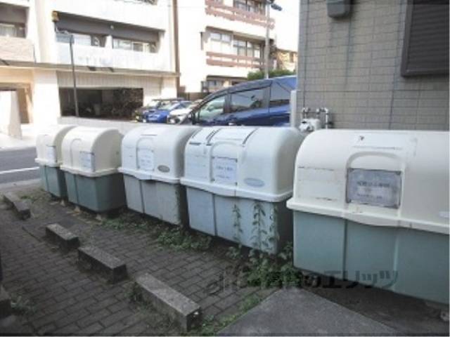 ゴミ置き場