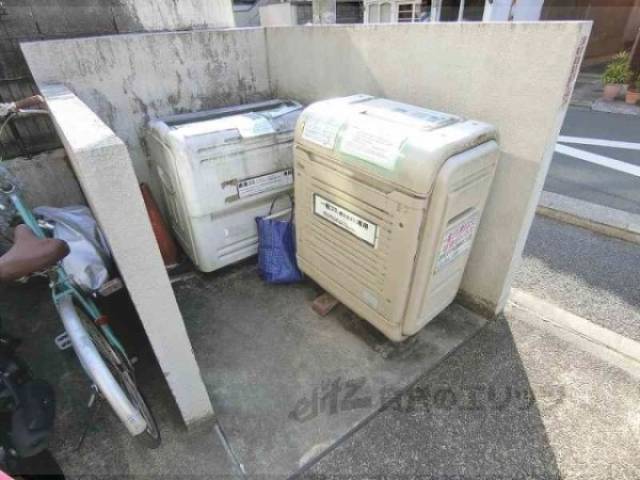 ゴミ置き場