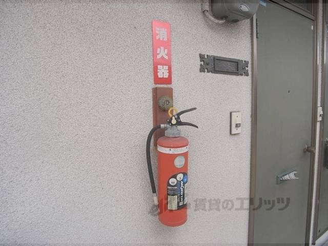廊下　消火器