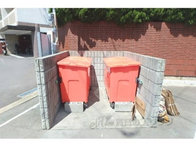 ゴミ置き場