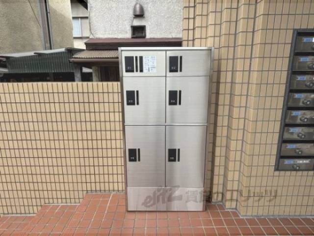 宅配ボックス