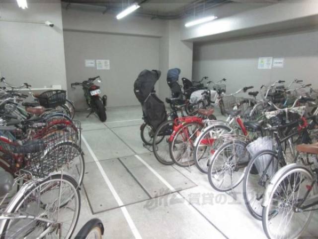 駐輪場