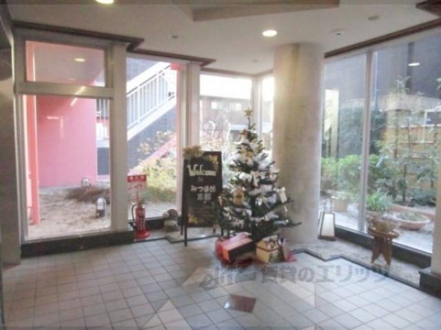 ロビー　エレベーターホール