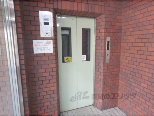 エレベーター