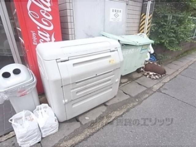 ゴミ捨て場