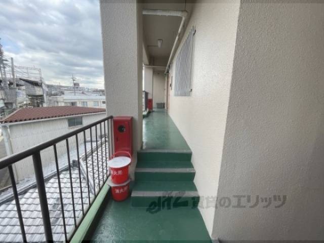 ロビー　入口