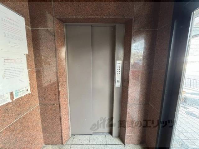 エレベーター