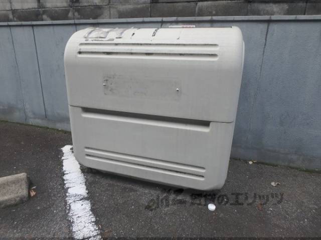 ダストボックス