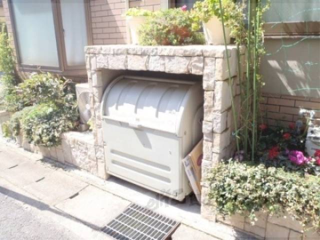ゴミボックス