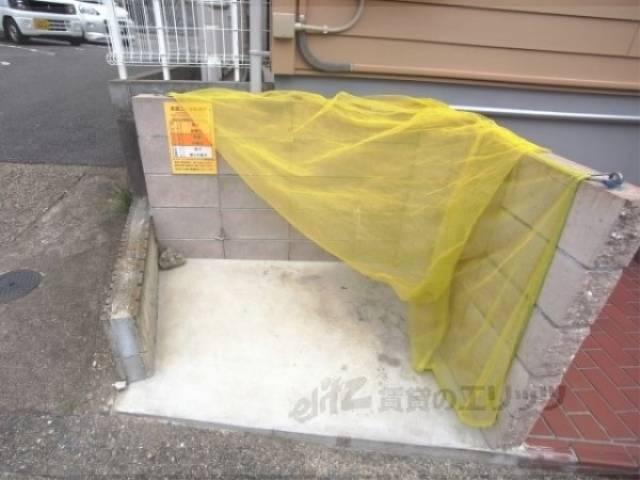 ごみボックス