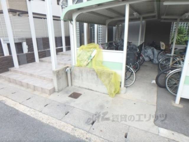 ゴミ収集場