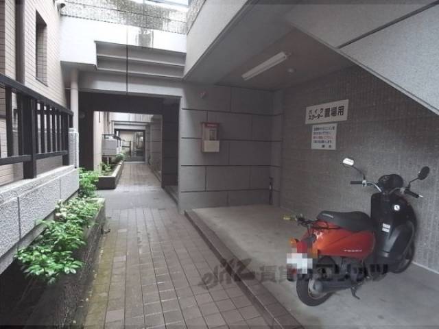 駐輪場