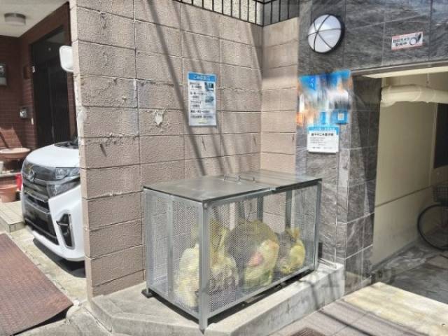 ゴミ置き場