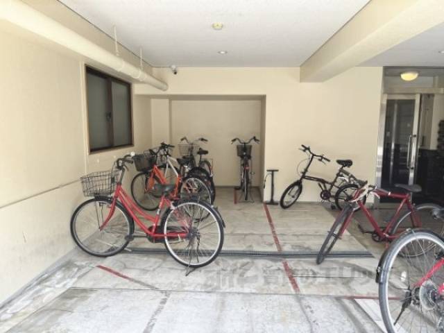 駐輪場