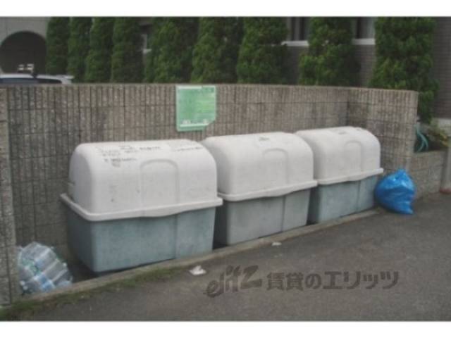 ゴミ捨て場