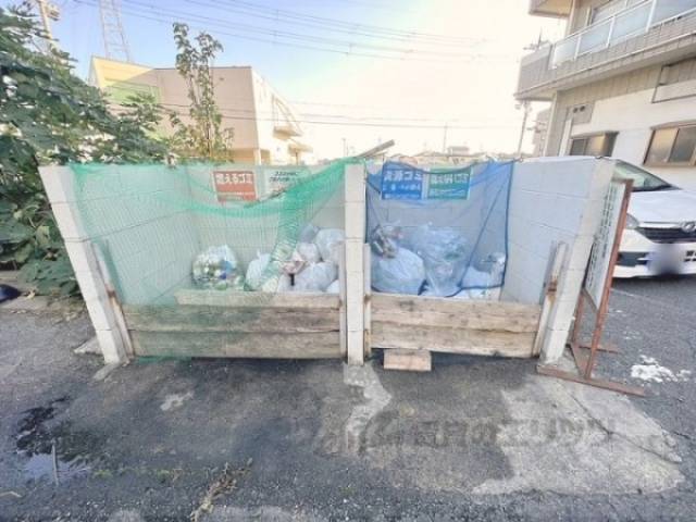 ゴミ置き場