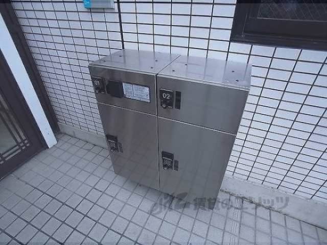 宅配ボックス