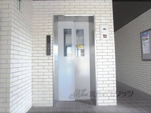 エレベーター