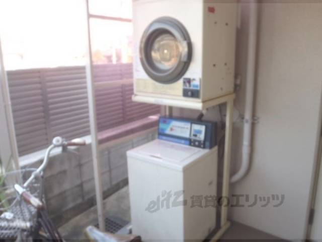 コインランドリー