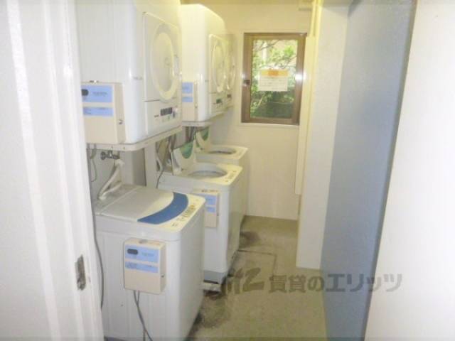 コインランドリー