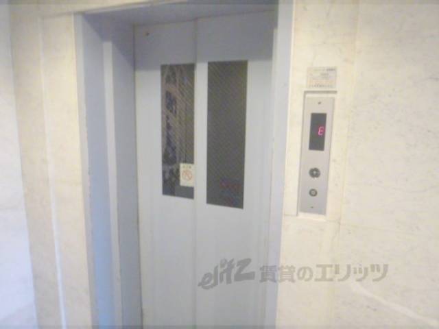エレベーター