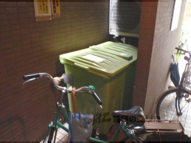 ゴミボックス
