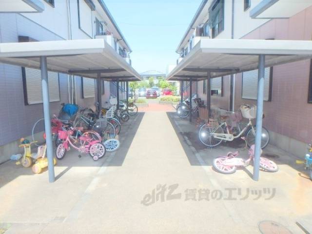 駐輪場