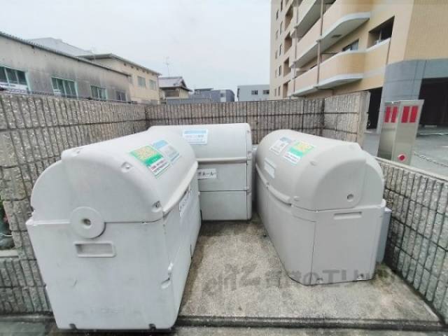 ゴミ置き場