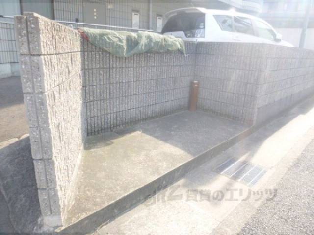 ゴミ捨て場