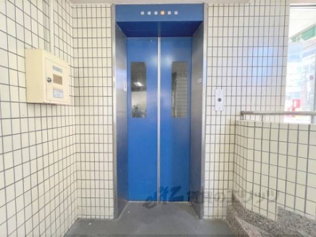 エレベーター