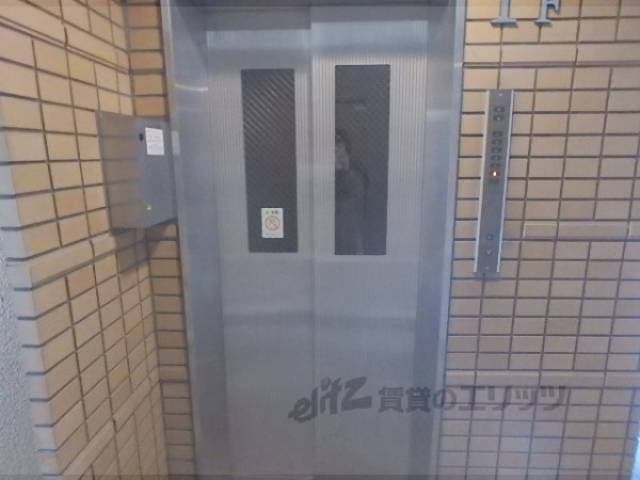 エレベーター