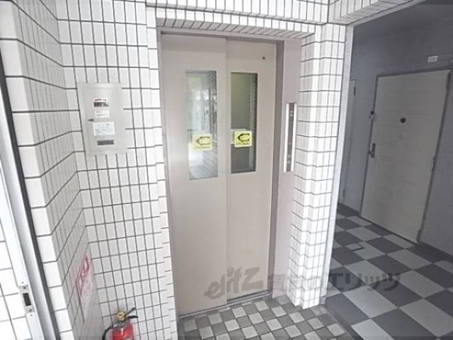 エレベーター