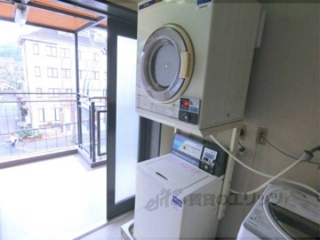 コインランドリー